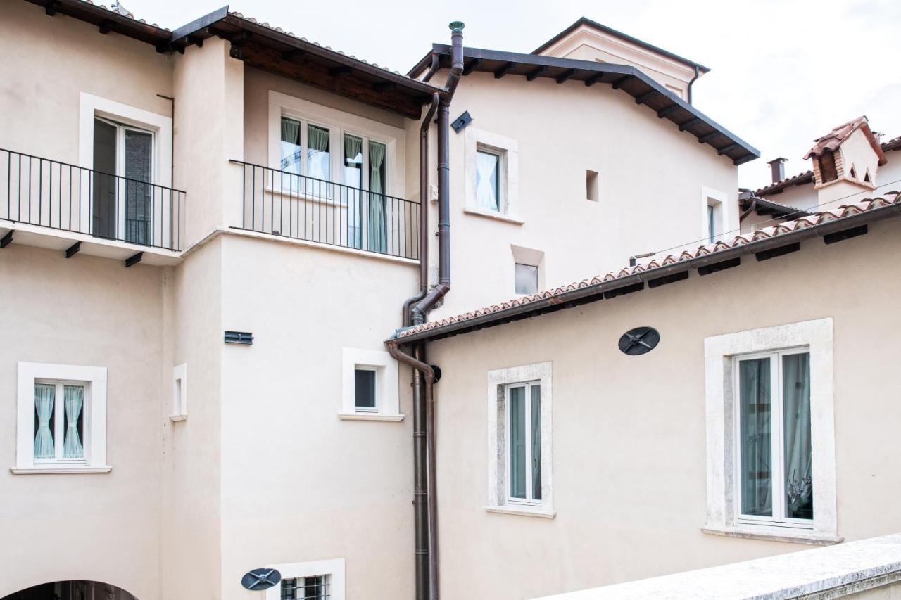 Dimora Fortebraccio L'Aquila Exterior photo