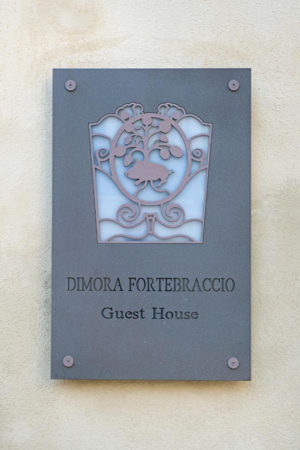 Dimora Fortebraccio L'Aquila Exterior photo
